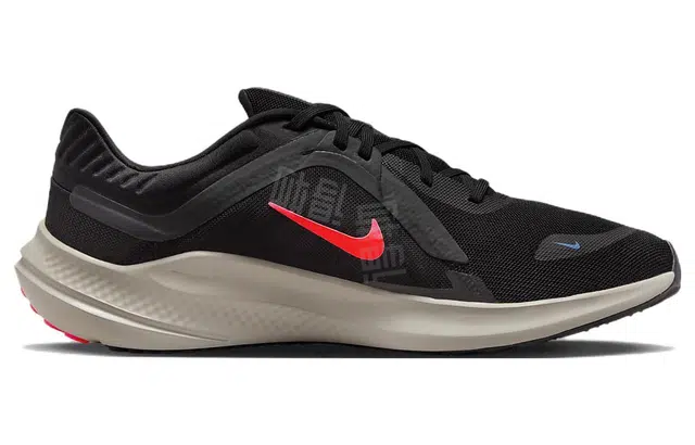 Nike Quest 5