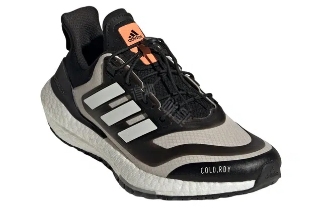 adidas Ultraboost 22
