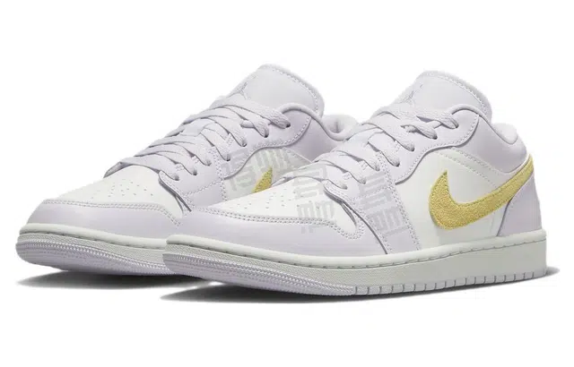 Jordan Air Jordan 1 Low WMNS "Barely Grape"