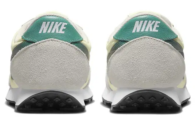 Nike Daybreak