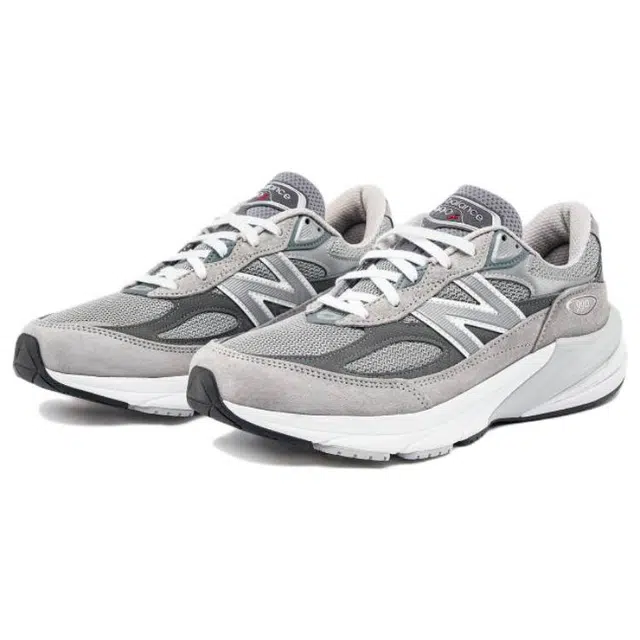 New Balance V6