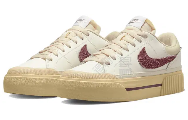 Nike Court Legacy Lift