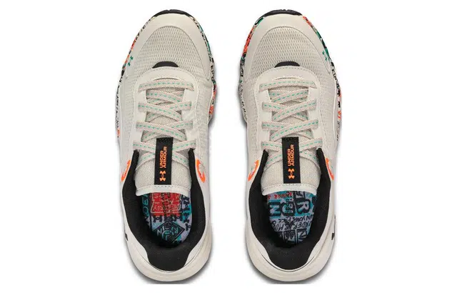 Under Armour Charged Vantage