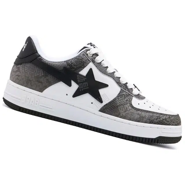 A BATHING APE STA