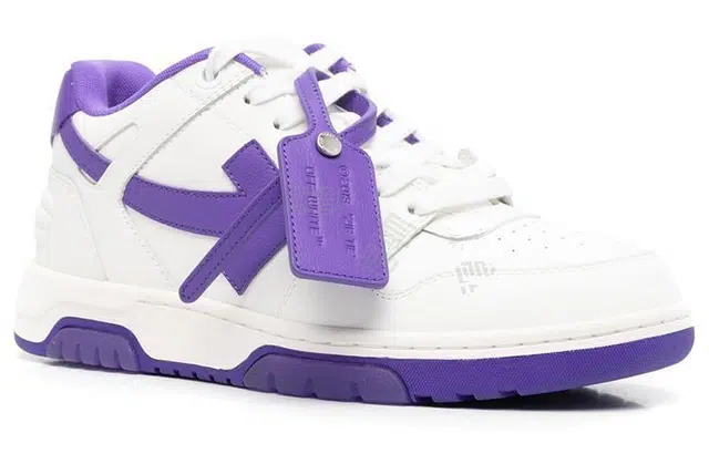 OFF-WHITE
