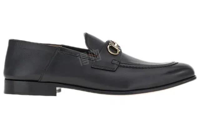 FERRAGAMO Gancini