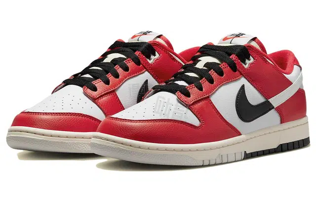 Nike Dunk Low "Chicago Split"