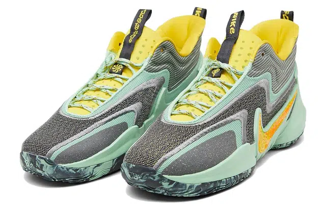 Nike Cosmic Unity 2