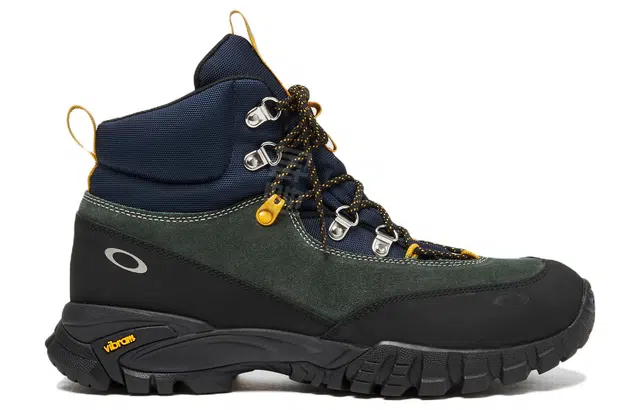 Oakley Traverse Boot