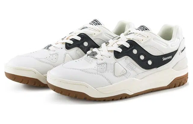 Saucony Cross 90