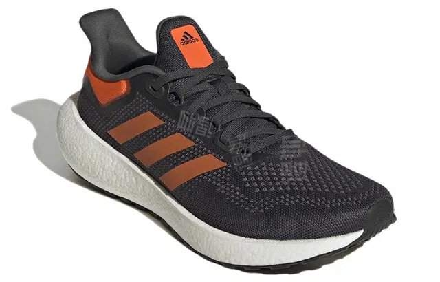 adidas Pure Boost 22
