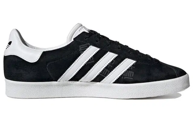 adidas originals Gazelle 85