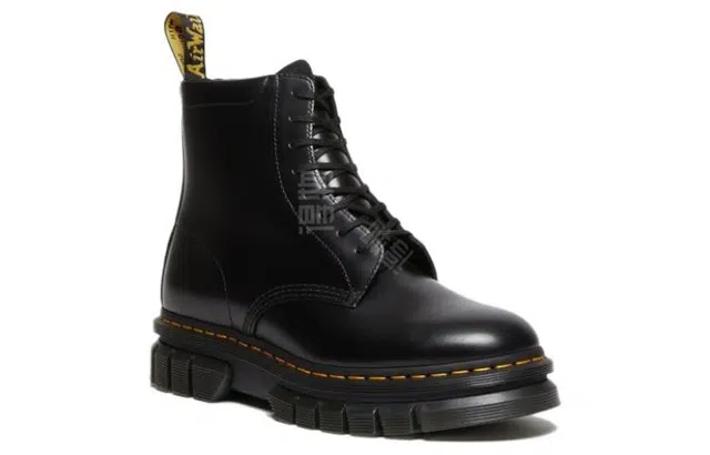 Dr.Martens
