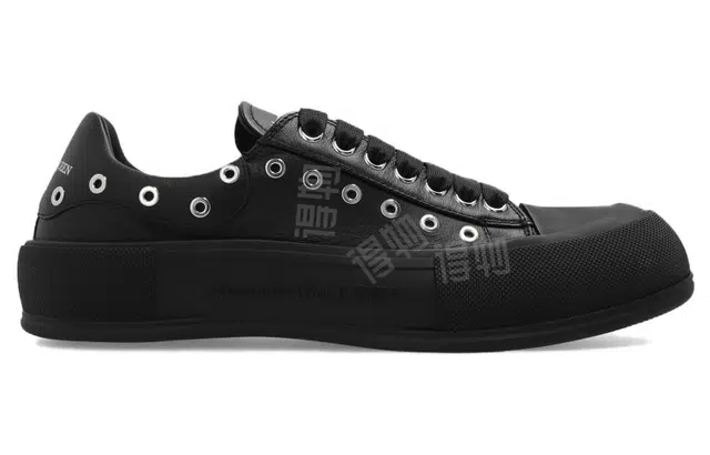 Alexander McQueen Deck