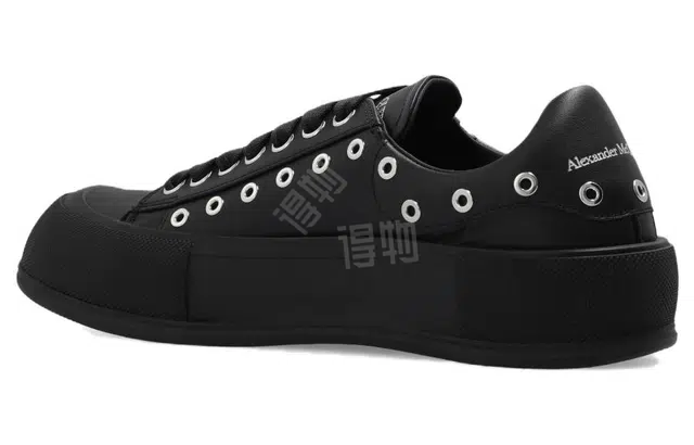 Alexander McQueen Deck