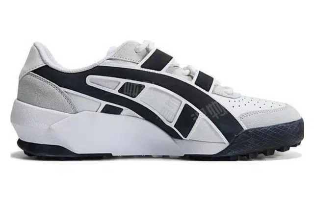 Onitsuka Tiger Big Logo Trainer