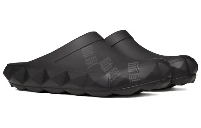 Valentino Roman Stud