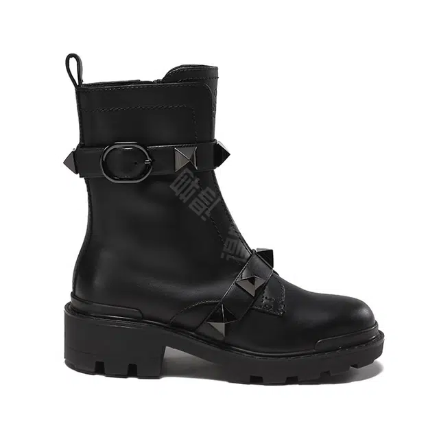 Valentino Roman Stud