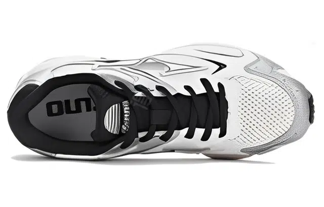 Mizuno Speed 2K