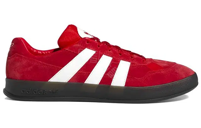 adidas originals Aloha Super Gonz Chair Fight