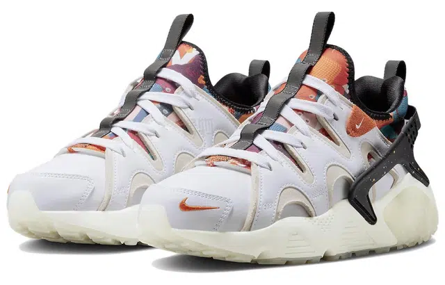 Nike Huarache "Lunar New Year"