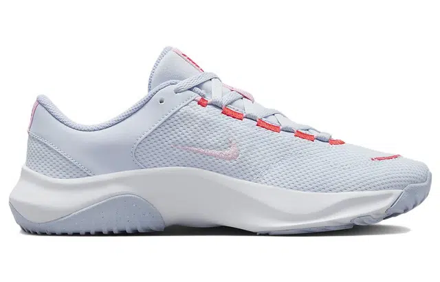 Nike Legend Essential 3 Next Nature