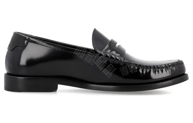 SAINT LAURENT