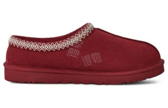 UGG Tasman