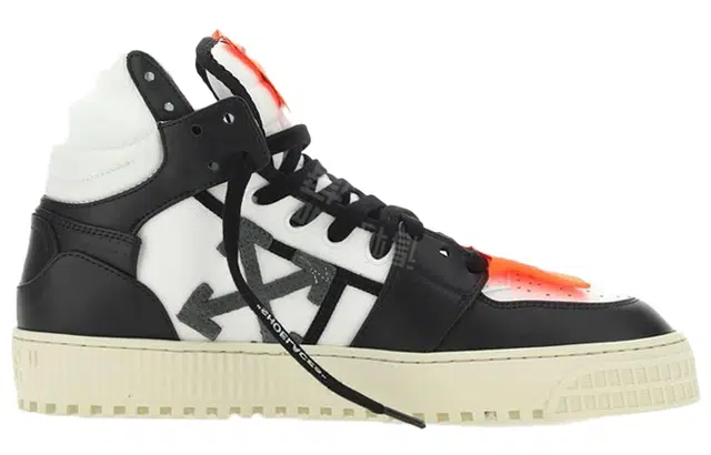 OFF-WHITE