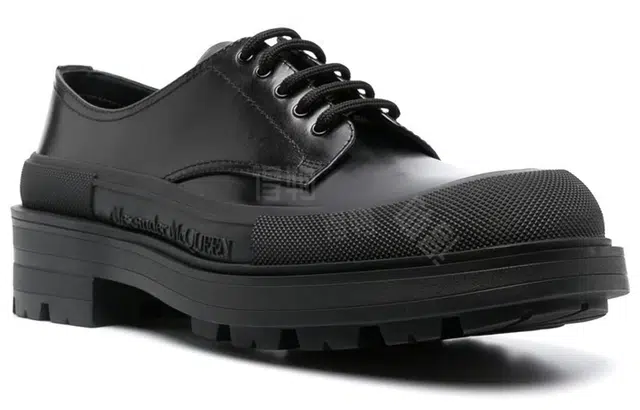 Alexander McQueen logo
