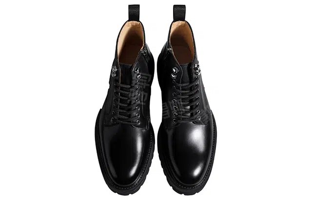 SKARO x THOM WILLS