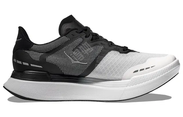 HOKA ONE ONE Transport X