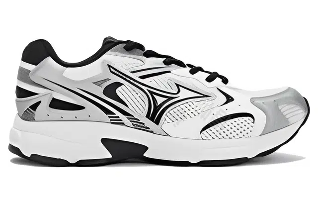 Mizuno Speed 2K