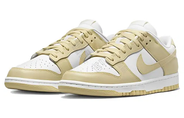 Nike Dunk Low "Team Gold"