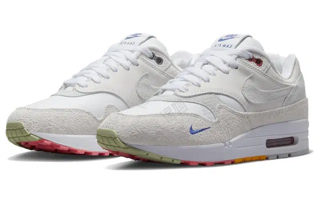 Nike Air Max 1 Pom Poms