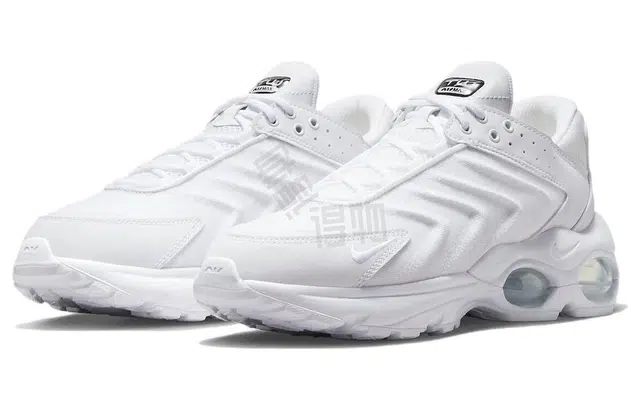 Nike Air Max TW "Triple White"