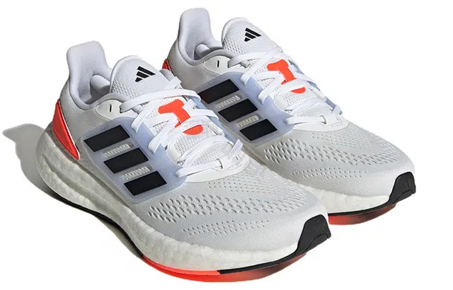 adidas Pure Boost 22
