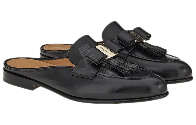 FERRAGAMO Vara