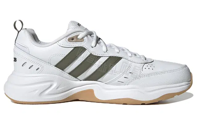 adidas neo Strutter