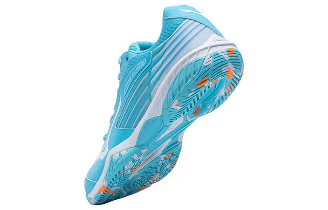 Mizuno Wave Claw 2