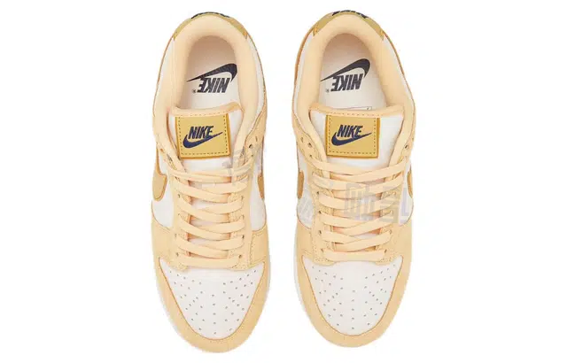 Nike Dunk Low "Gold Suede" Q
