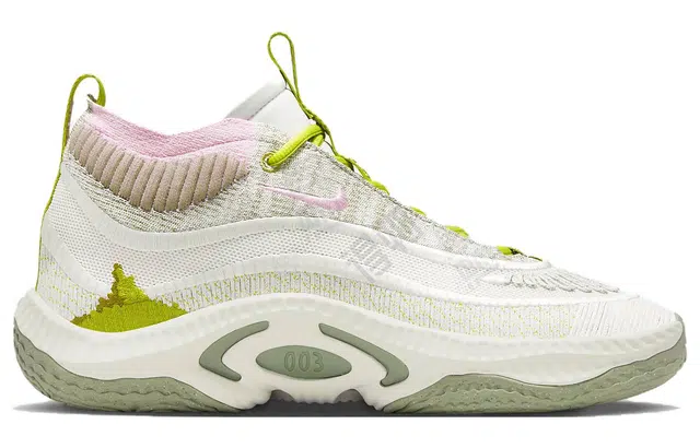 Nike Cosmic Unity 3
