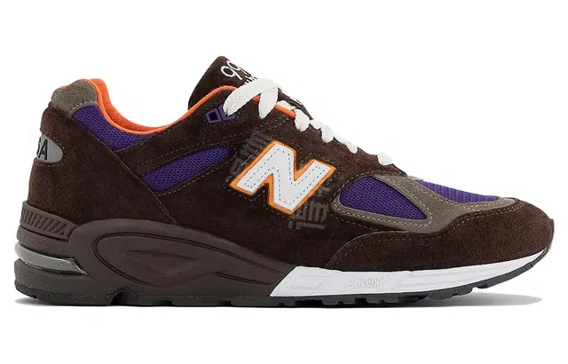 New Balance NB 990 V2