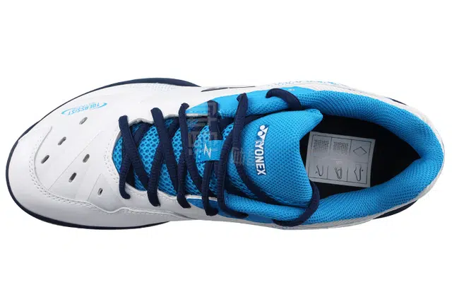 YONEX