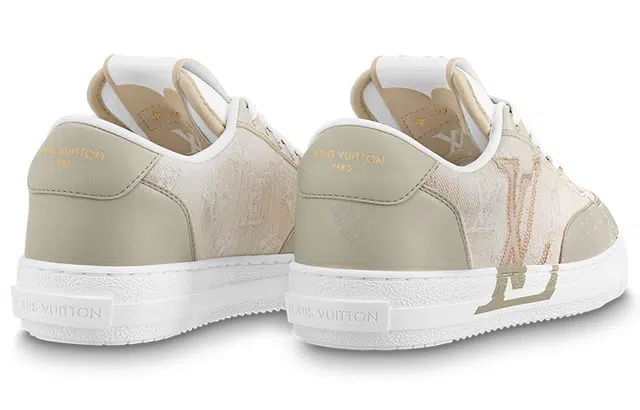 LOUIS VUITTON Charlie Charlie