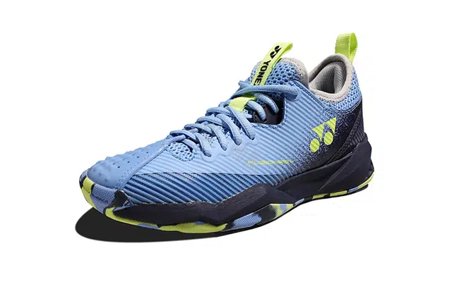 YONEX