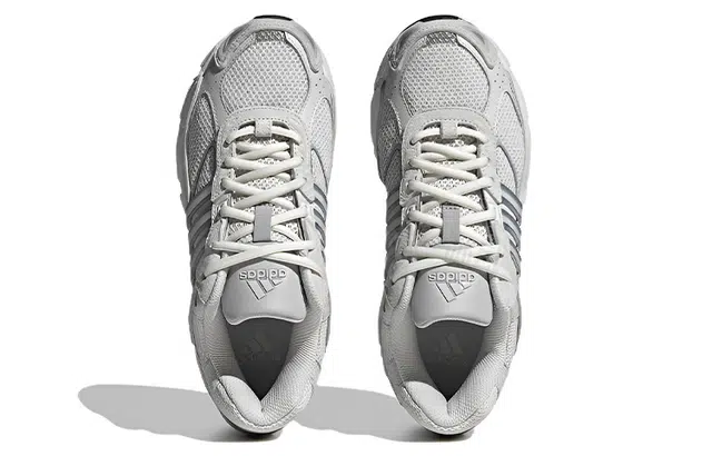 adidas originals Response