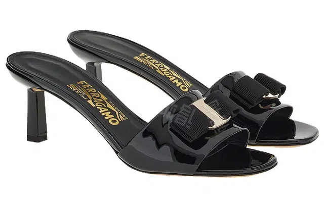 FERRAGAMO Vara
