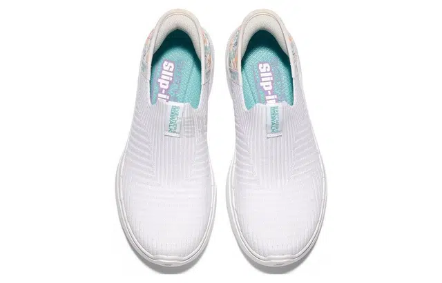 Skechers Go Walk 6 Slip-Ins