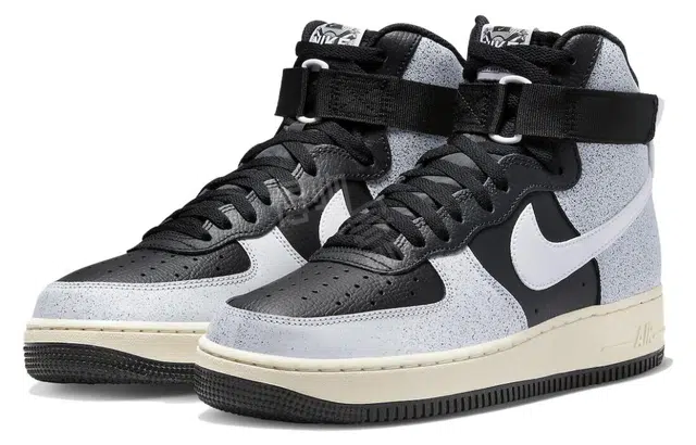 Nike Air Force 1 High "Classics"